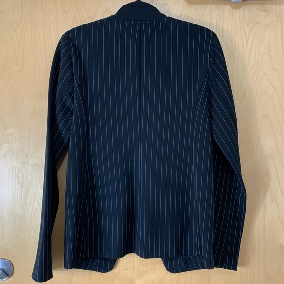 DKNY Pinstripe Black Fitted Blazer Jacket - Picture 3 of 10